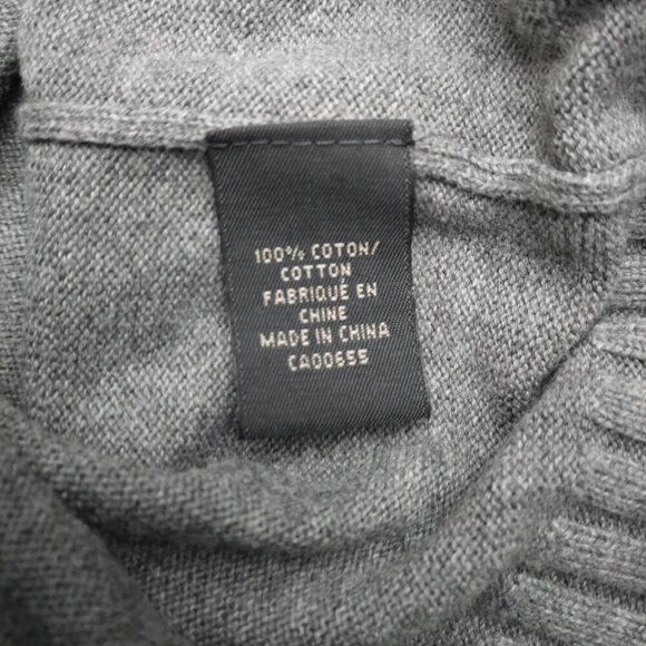 RW&CO. Men's Size Large Grey V-neck with Buttons Straight Fit Sweater - Picture 4 of 9